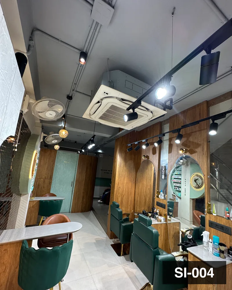 The full length of the working floor at Salon By Babita, Haldwani — reference SI-004