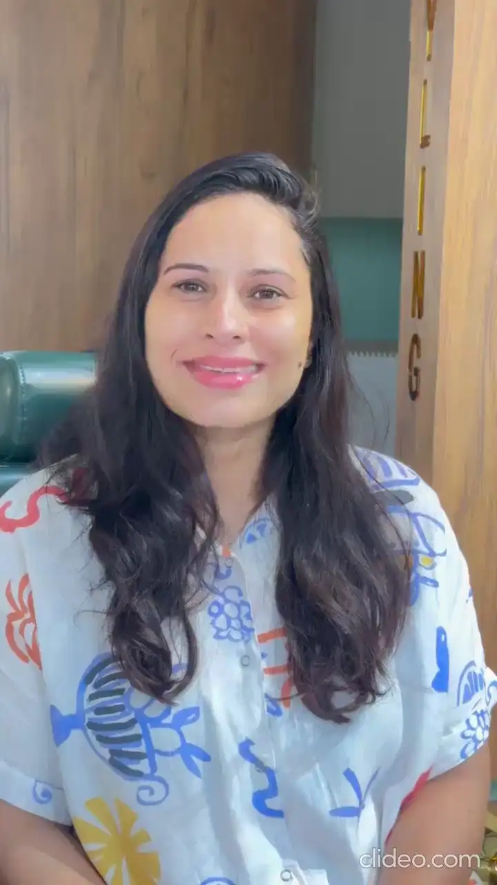 A client filmed at Salon By Babita, Haldwani, speaking about their visit — reference T-001