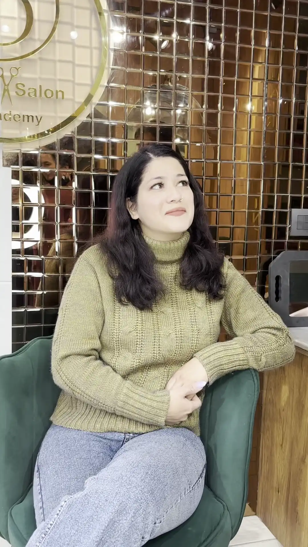A client filmed at Salon By Babita, Haldwani, speaking about their visit — reference T-007
